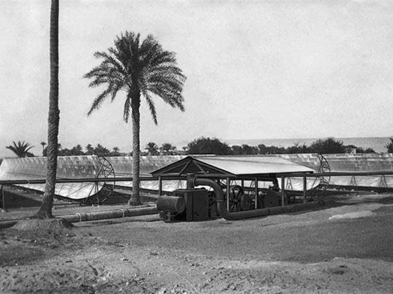 أول محطة طاقة شمسية