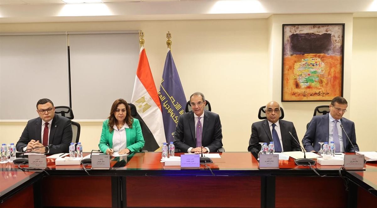 وزراء الاتصالات والتنمية المحلية والعدل والإسكان والزراعة