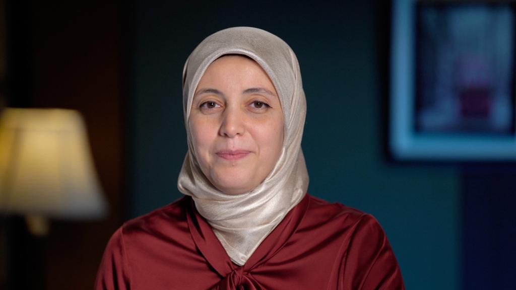 د منى طمان
