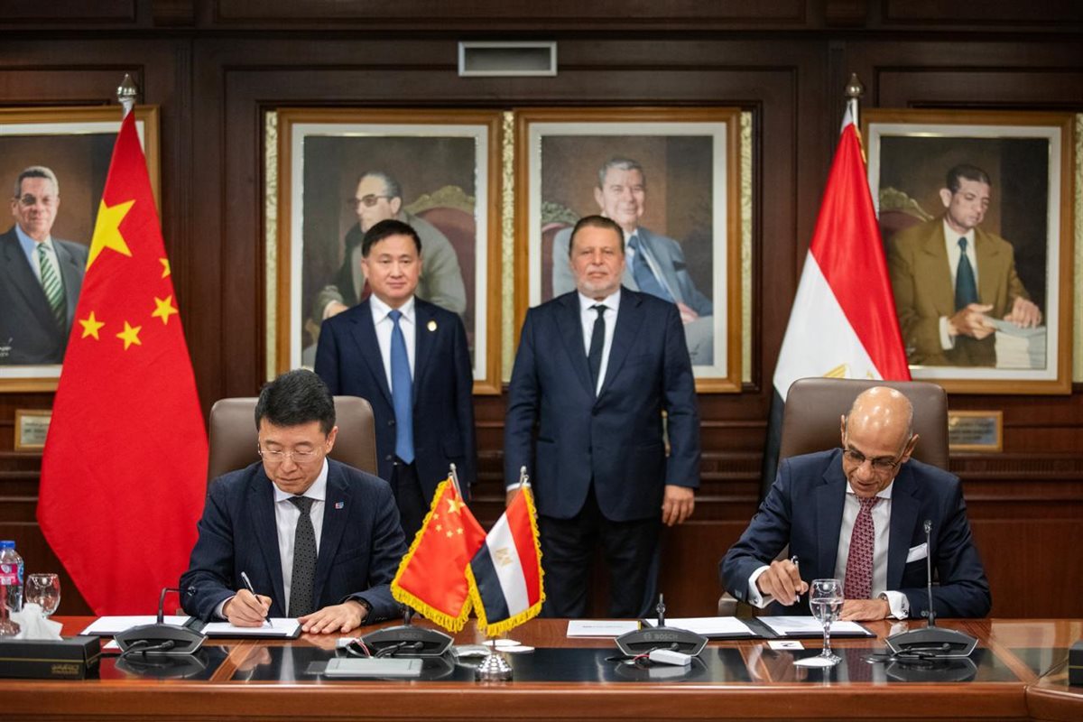 محافظ البنك المركزي يستقبل نظيره الصيني