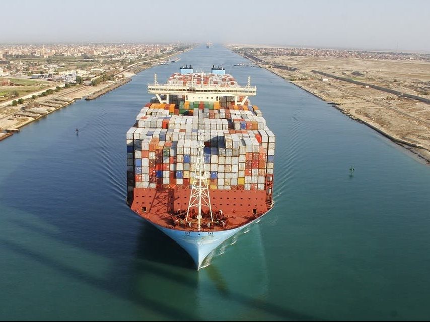 قناة السويس