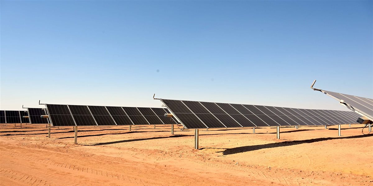 محطة أبيدوس 1 للطاقة الشمسية