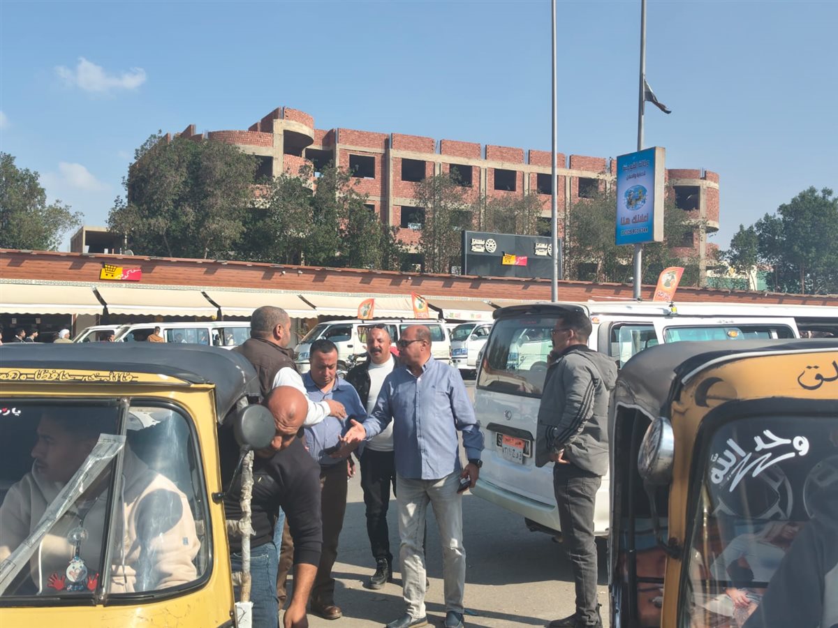 حملة للقضاء على التوكتوك بمدينة 6 أكتوبر