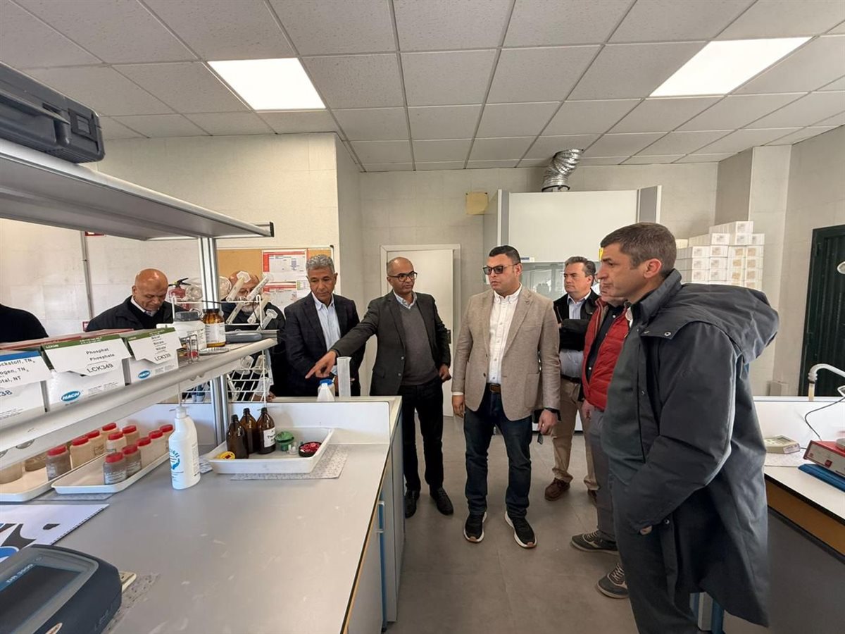 وزير الإسكان