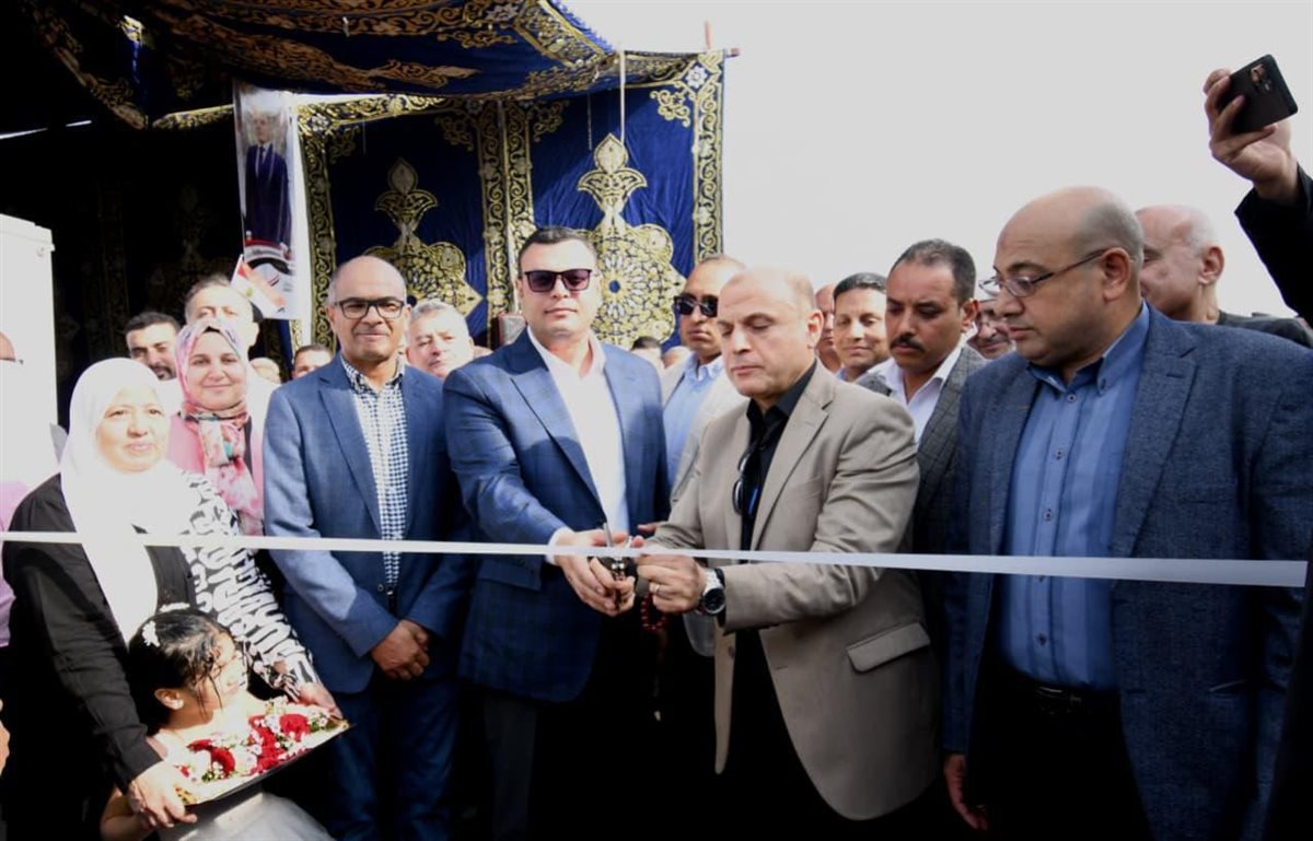 وزير الإسكان ومحافظ كفر الشيخ يفتتحان محطة مياة شرب دقميرة