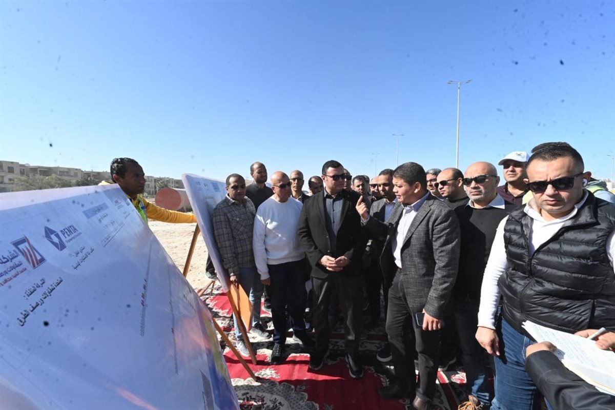 وزير الإسكان