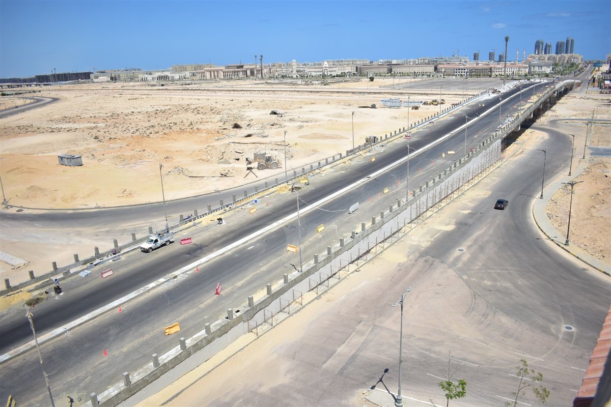 تنفيذ اعمال مسار القطار السريع