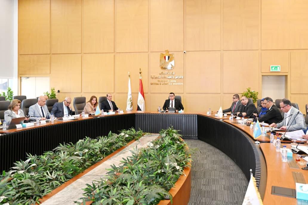 وزير الإسكان