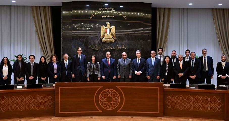 حزمة تمويل بـ200 مليون يورو من البنك الأوروبي لإعادة الإعمار لمصر