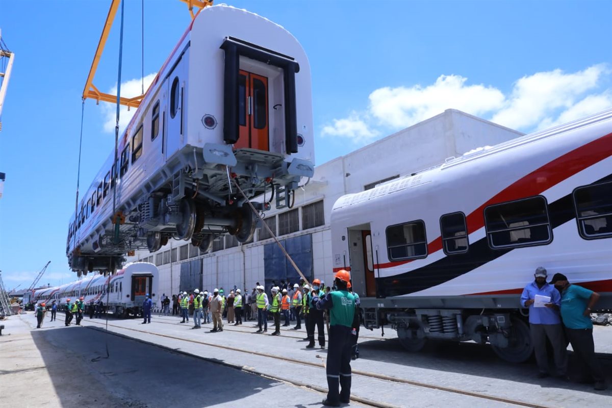 عربات السكة الحديد صناعة مصرية