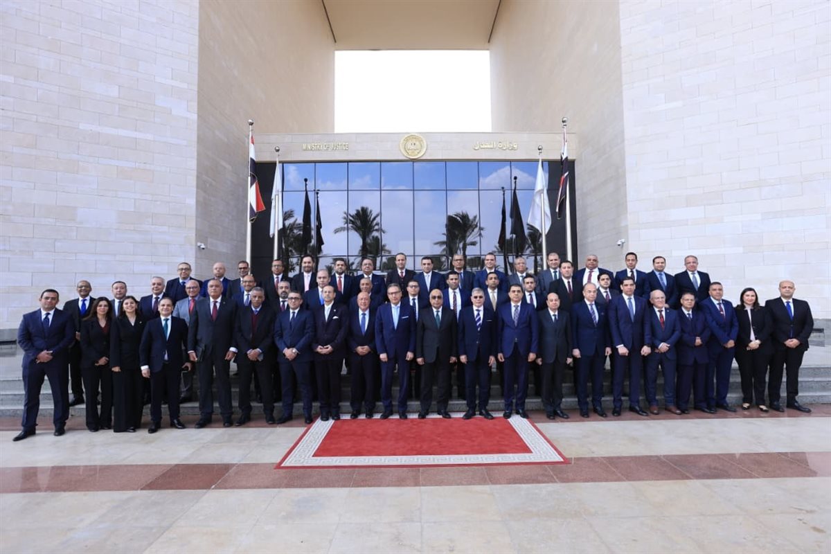 البنك الأهلي المصري يفتتح أول قاعات تقاضٍ إلكترونية متكاملة بمصر