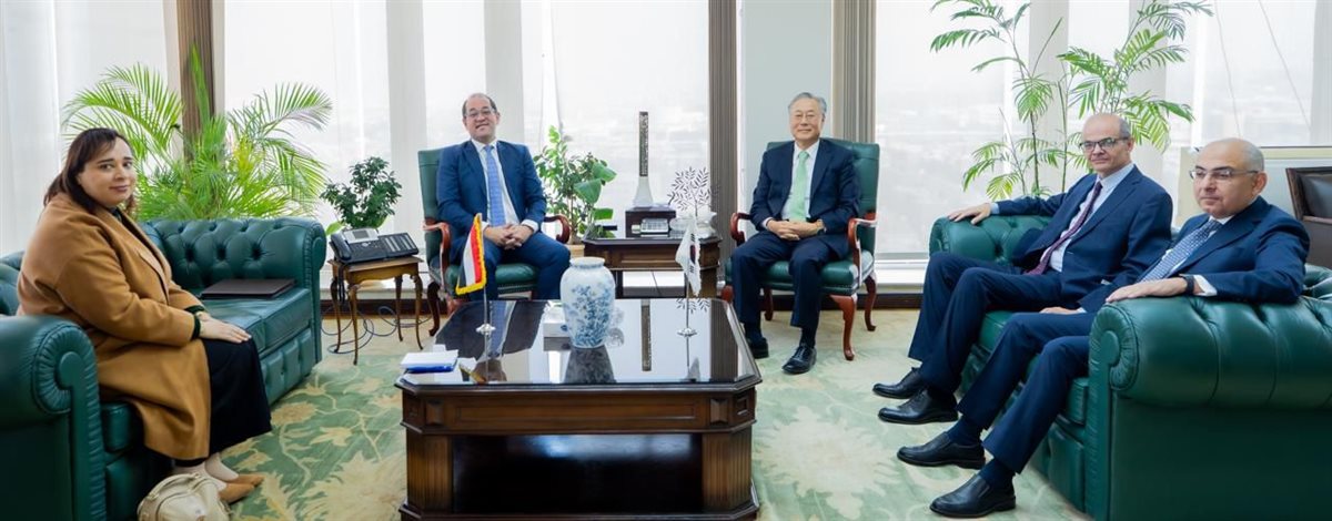 وزير المالية يلتقي سفير كوريا الجنوبية بالقاهرة