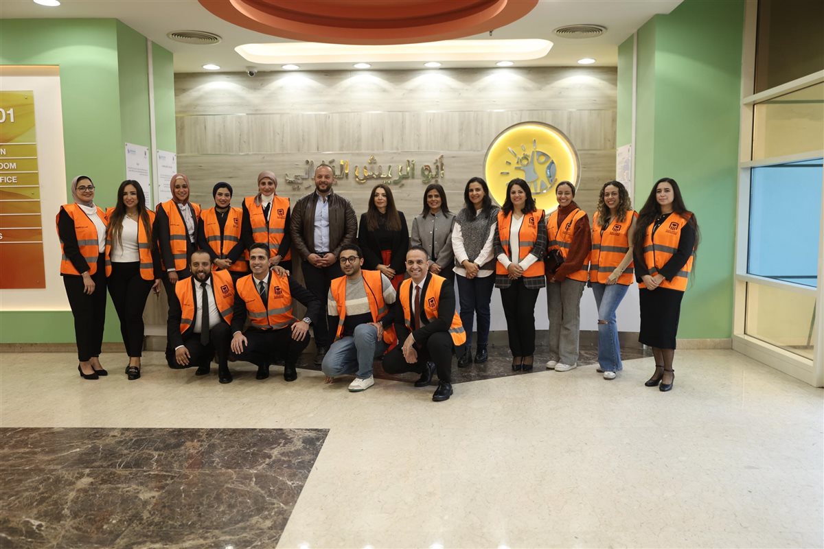 البنك الأهلي المصري يشارك مرضى المستشفيات احتفالات العام الجديد