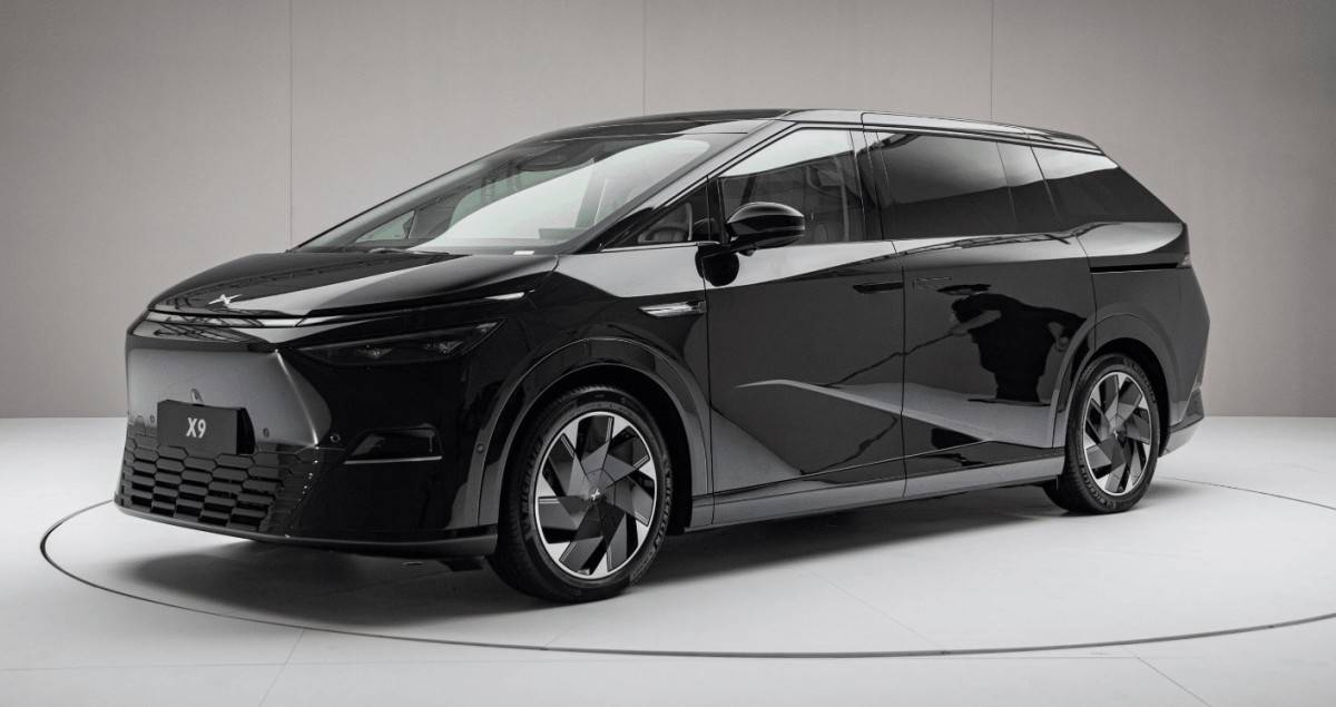 سيارات إكس بينج X9