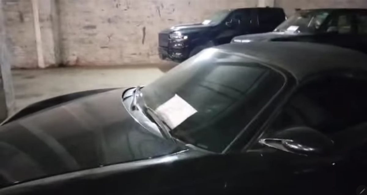 السيارات المخزنة