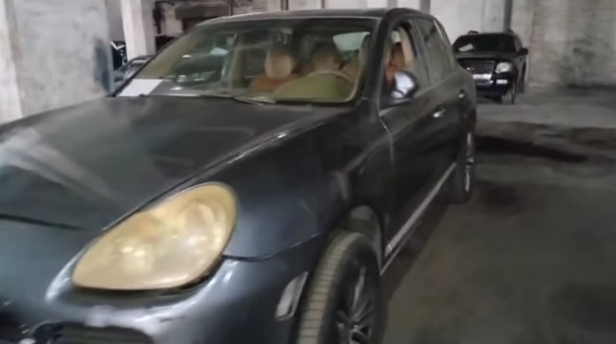 السيارات المخزنة