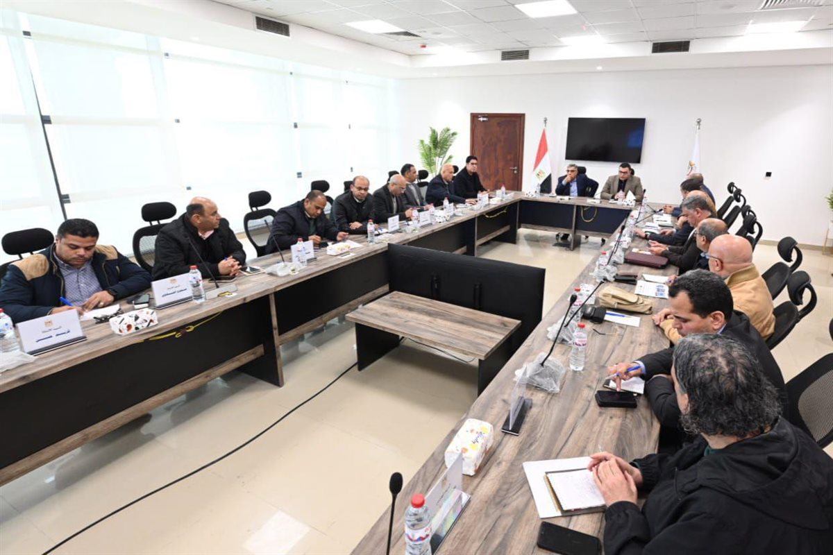 وزير الاسكان ومحافظ الدقهلية