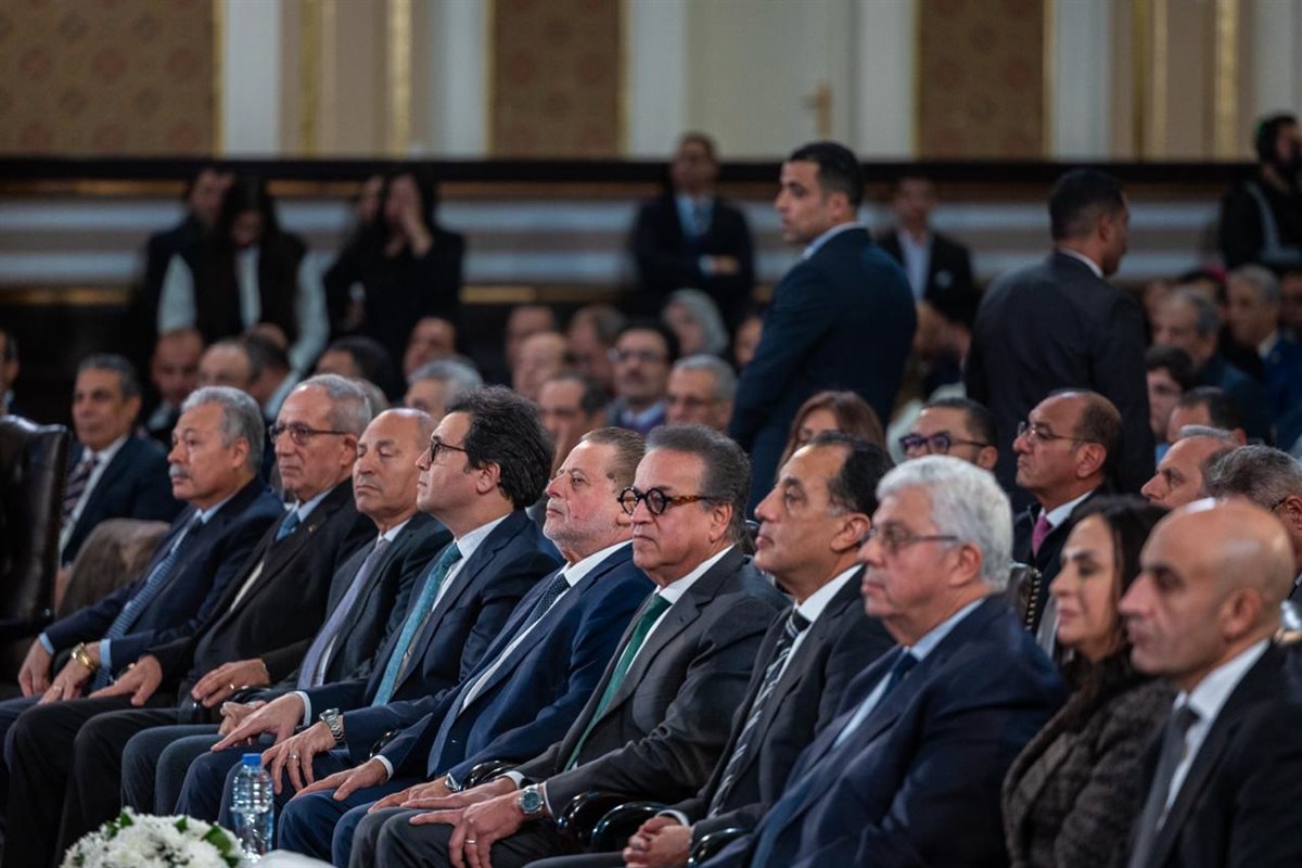 المشاركين في المبادرة الوطنية لدعم الطلاب المتميزين بالجامعات المصرية