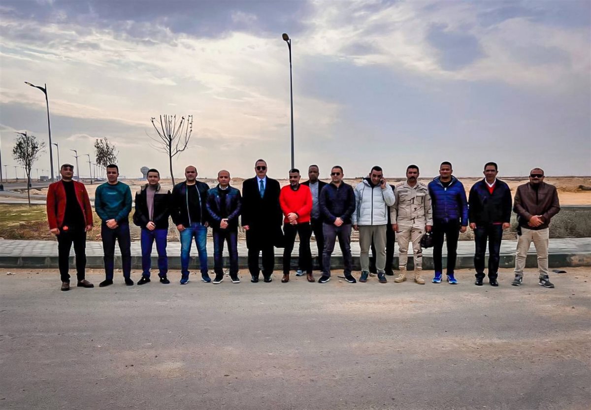 وفد من الاسكان والشباب والرياضة يتابع مشروع المدينة الأولمبية العالمية