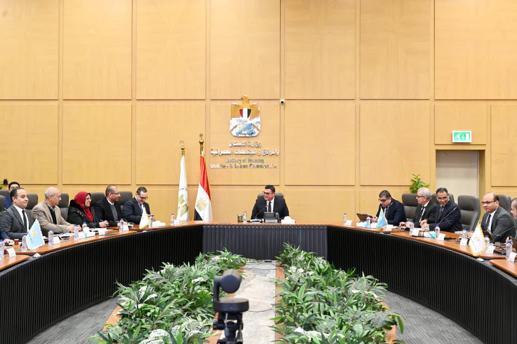 شريف الشربيني وزير الاسكان