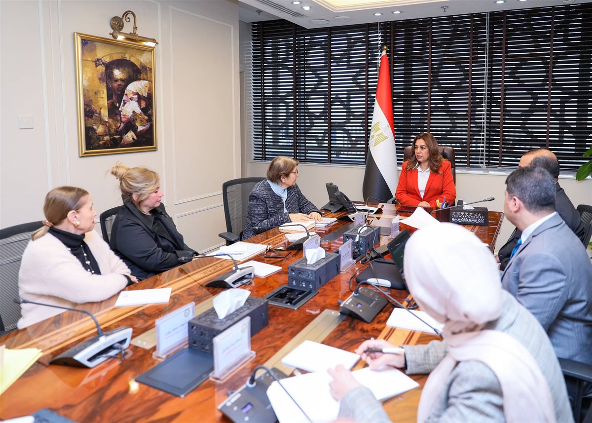 اجتماع وزيرة التنمية المحلية مع جمعية محبي التشجير