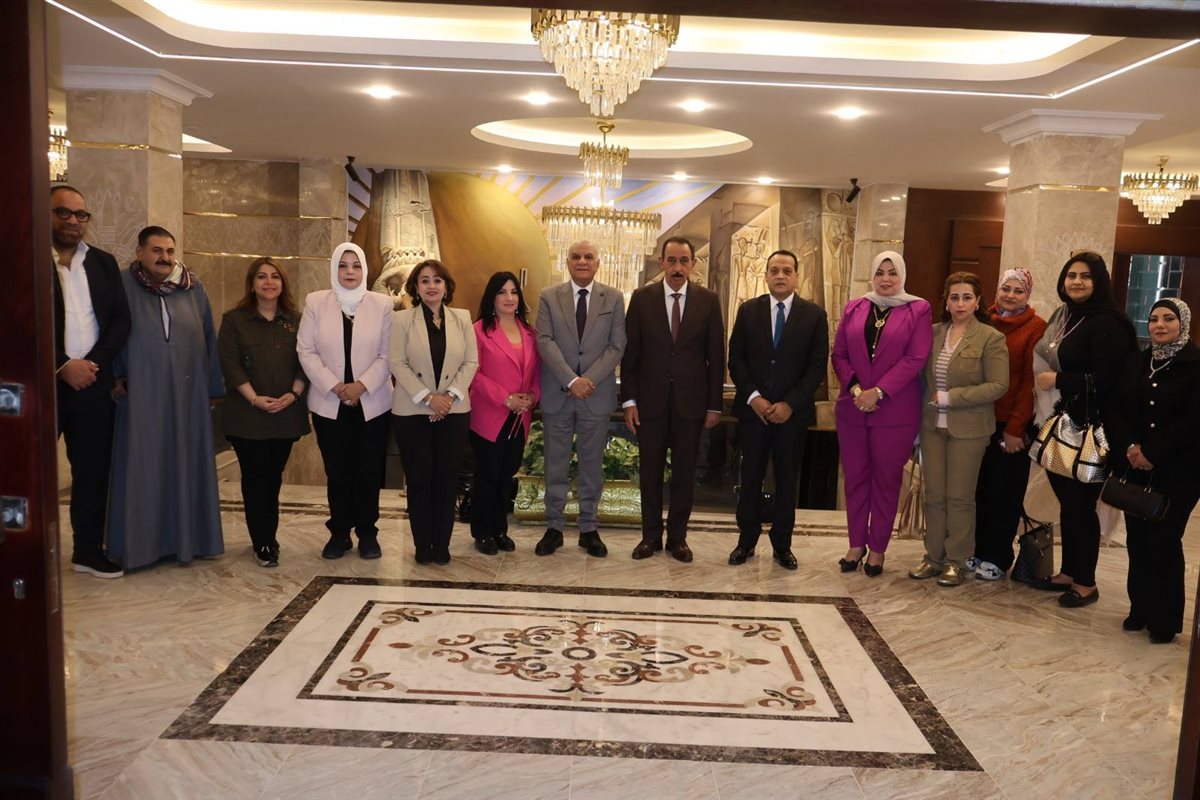 محافظ سوهاج وسيدات الاعمال&nbsp;