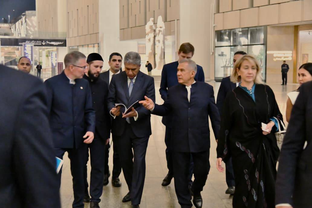 وزير السياحة مع رئيس جمهورية تتارستان