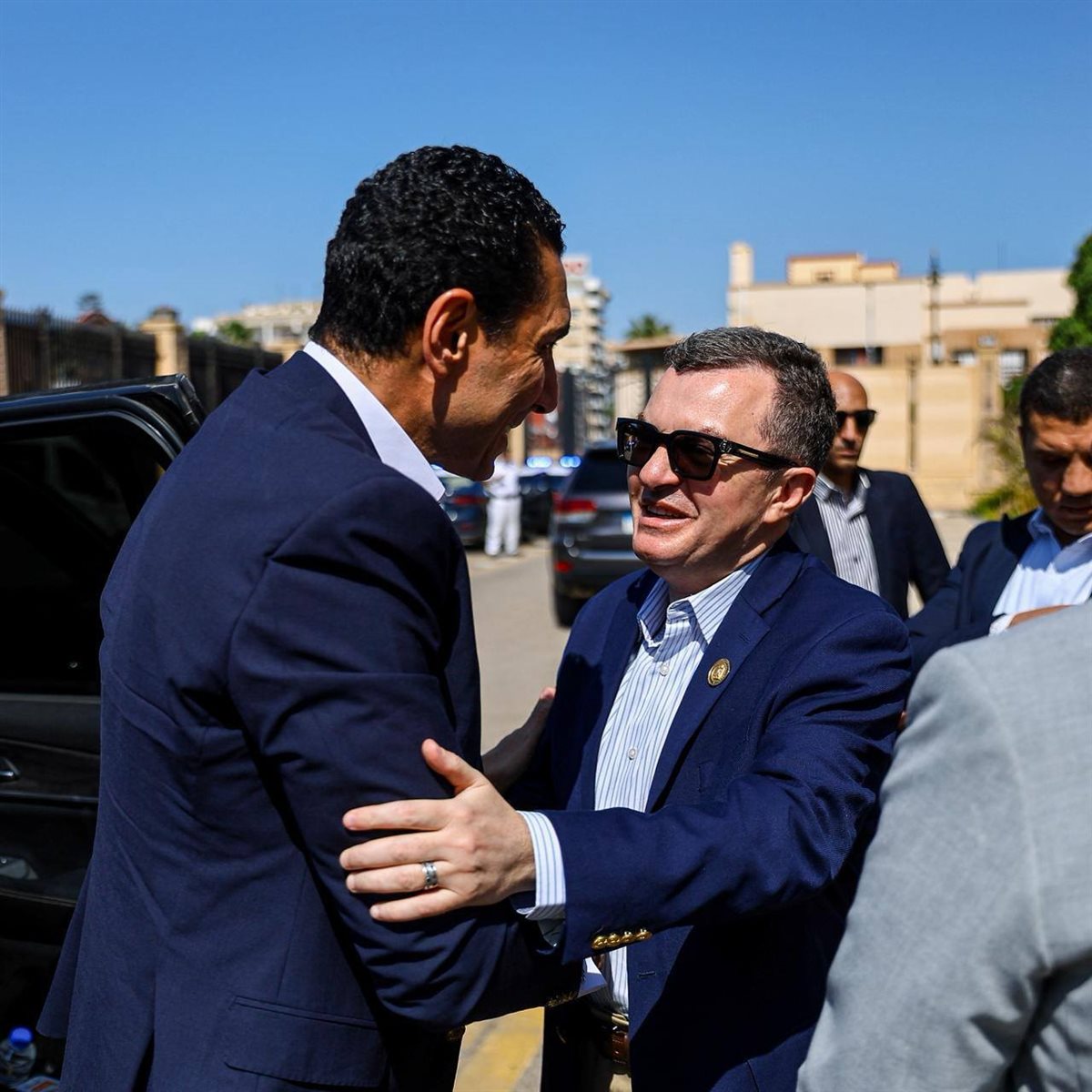 وزيري التخطيط والرياضة
