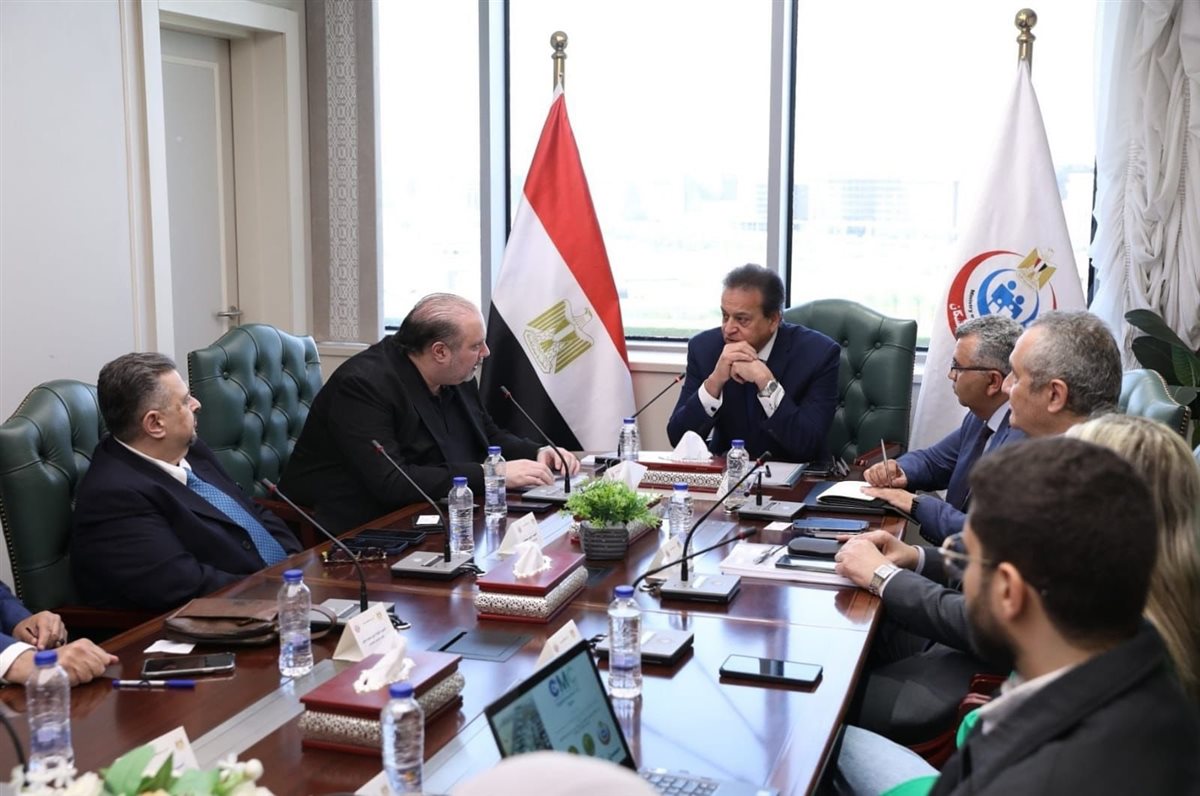 خالد عبد الفغار وزير الصحة&nbsp;