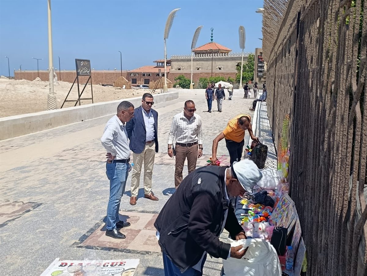 عمرو عثمان، نائب محافظ بورسعيد خلال حملة اليوم