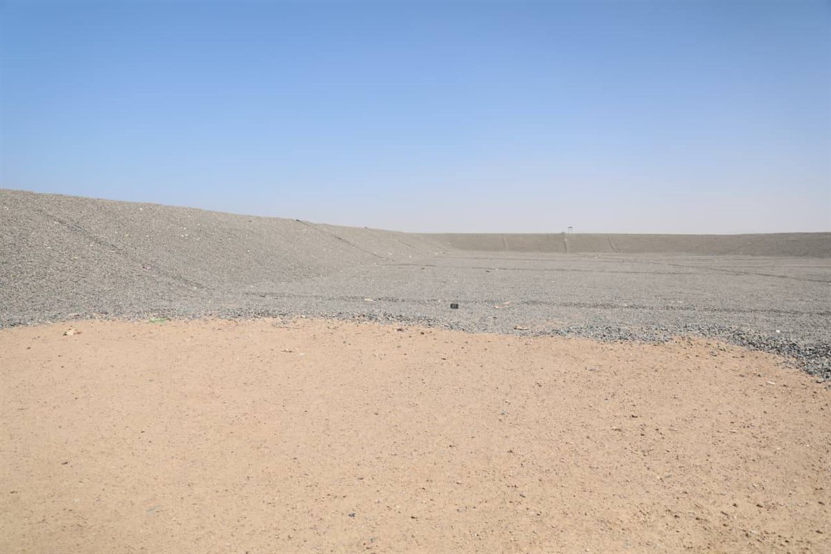 مساحة 10 أفدنة،
