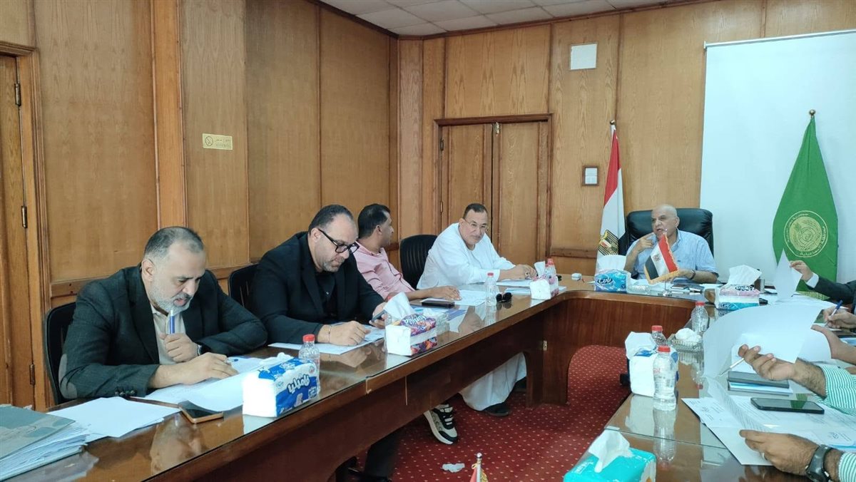 غرفة الإسماعيلية تناقش تطوير الخدمات التجارية ودعم الاستثمار بالمحافظة