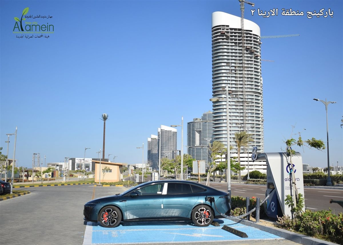 تشغيل محطات الشحن فائق السرعة للسيارات الكهربائية