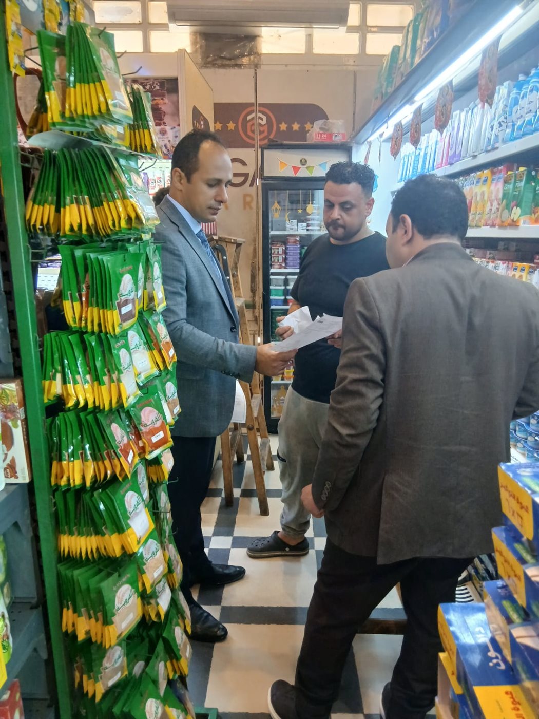 جهاز حماية المستهلك يقود جهود الحملات الرقابية المفاجئة على الأسواق