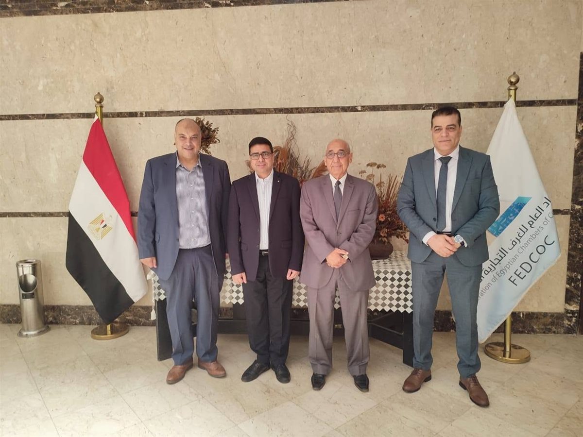 الدكتور علي عوف، رئيس الشعبة العامة للأدوية
