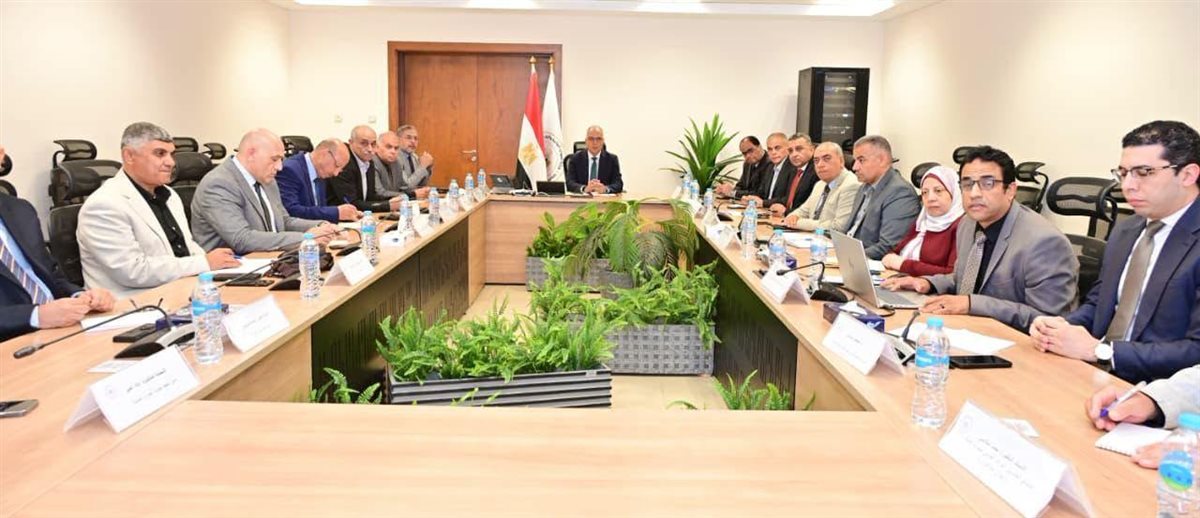 خلال اجتماع الموارد المائية