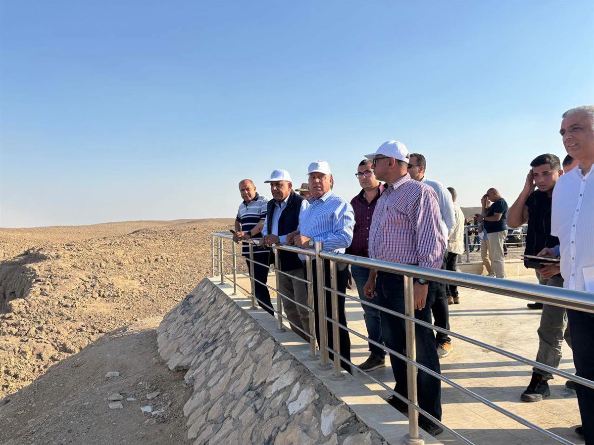 وزيرا النقل والكهرباء