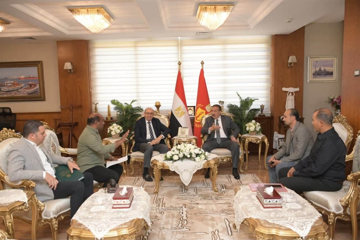 محافظ بورسعيد