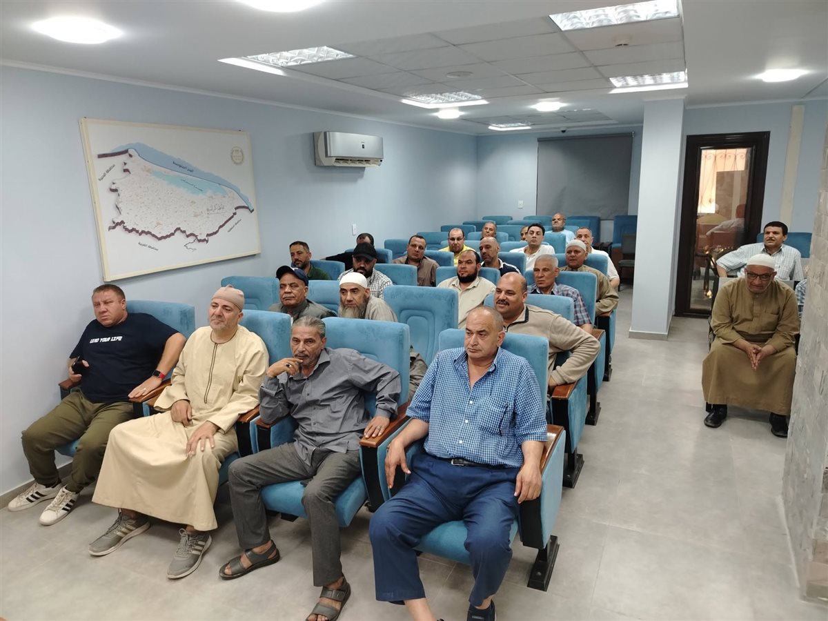 الغرفة التجارية بمحافظة كفر الشيخ برئاسة المهندس حاتم عبدالغفار، تعقد اجتماعًا موسعًا لشعبة البقالين التموينيين