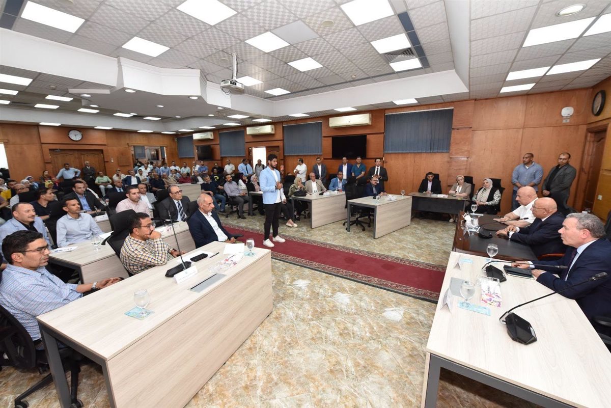 &nbsp;مصطفى الشيمي، رئيس مجلس إدارة الشركة القابضة لمياه الشرب