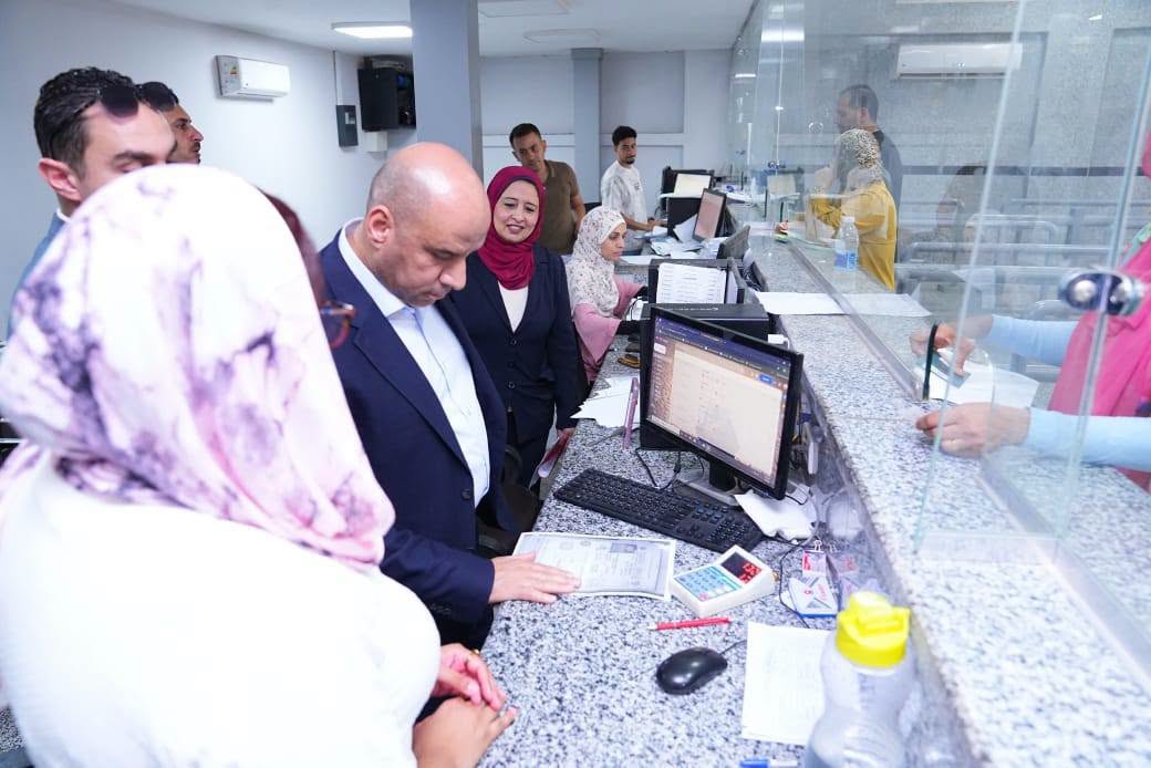 وزير العمل يتفقد اختبارات فرص الخارج ويؤكد مجانية الخدمات وحماية حقوق المواطنين بالكامل