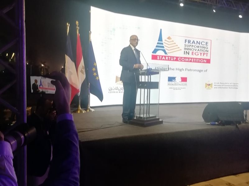طارق عامر