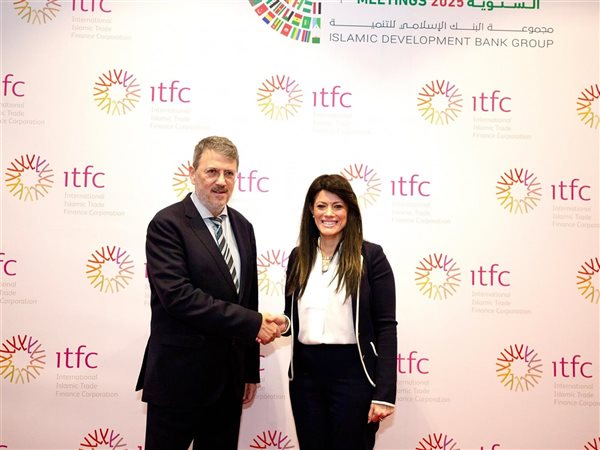 المشاط تبحث مع رئيس المؤسسة الدولية الإسلامية لتمويل التجارة برنامج اعتماد تمويلات بـ1.814 مليار دولار