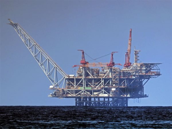 إسرائيل تخفض ضخ الغاز والقاهرة جاهزة بالبدائل.. شركاء إقليميين وأسعار مميزة واكتشافات ضخمة