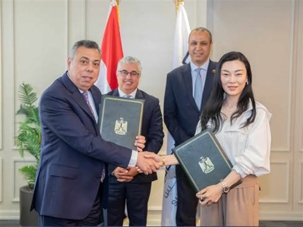 شركة صينية تستثمر 7 ملايين دولار لإنشاء مصنع للملابس الجاهزة بمنطقة القنطرة غرب الصناعية