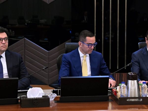 الخطيب: خلال 3 أشهر يتعين إعداد خريطة استثمار جاهزة تمتد لـ10 سنوات لفرص متكاملة التراخيص