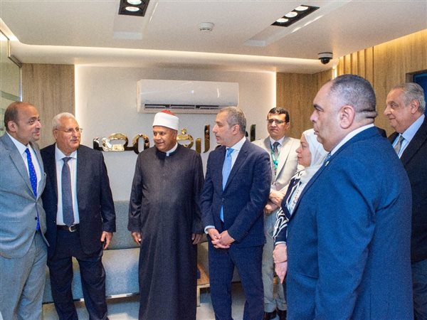 البنك الزراعي المصري يعيد افتتاح فرعه الإسلامي بالمهندسين بعد تطويره (صور)