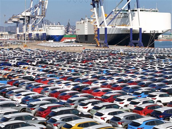 تراجع واردات مصر من السيارات وارتفاع قطع الغيار خلال الربع الأول من 2025