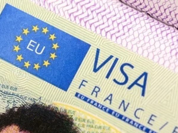 ما هي شروط الحصول على فيزا شنجن للمصريين 2025؟