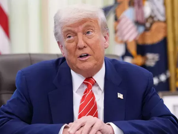 ترامب يدعو لإلغاء الدين العالمي: يؤدي إلى كارثة اقتصادية